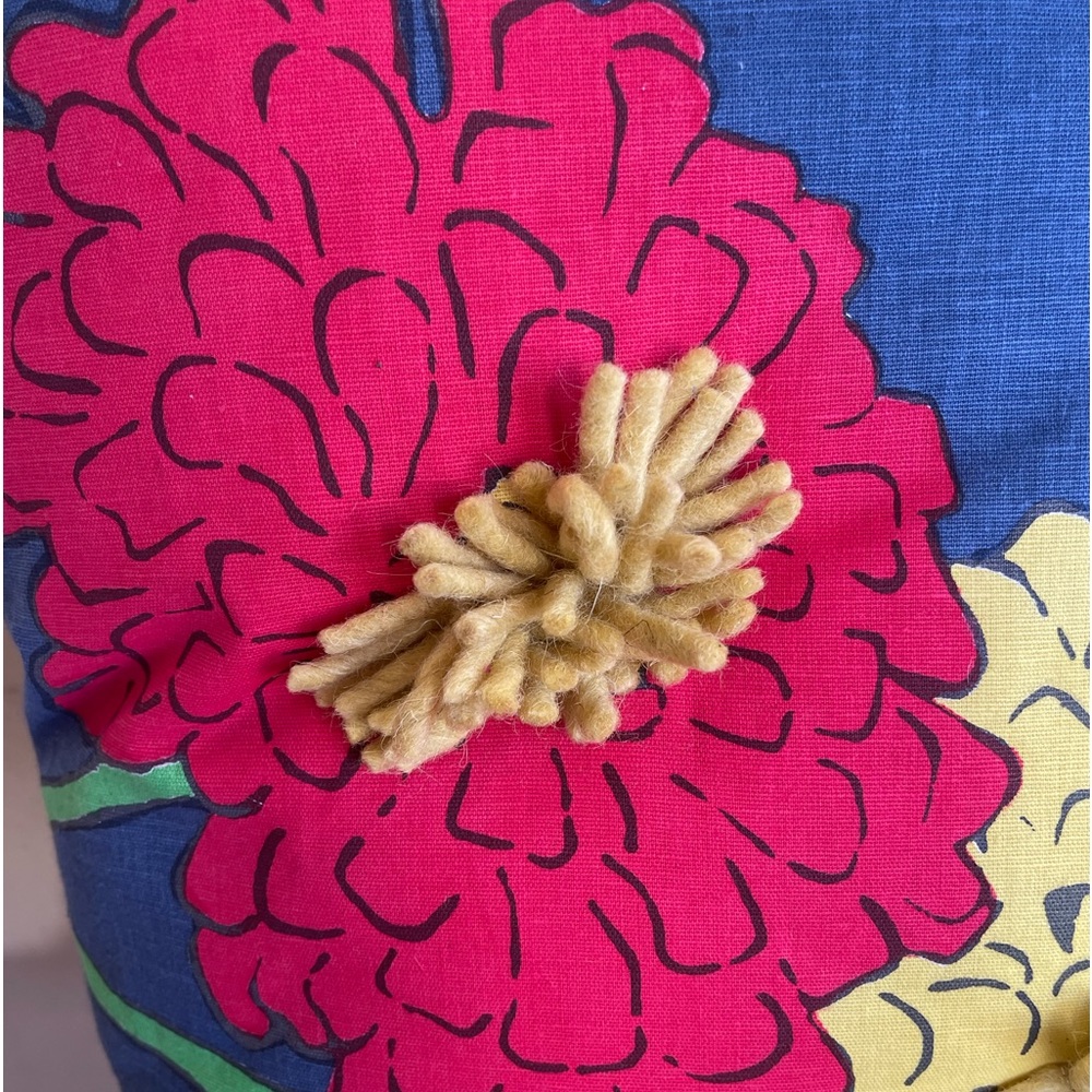 FLORAL POLKADOT DECORATIVE PILLOW Cute Kitchy Boho Cottage 17”x17” NEW w/TAG!!! - Picture 7 of 10